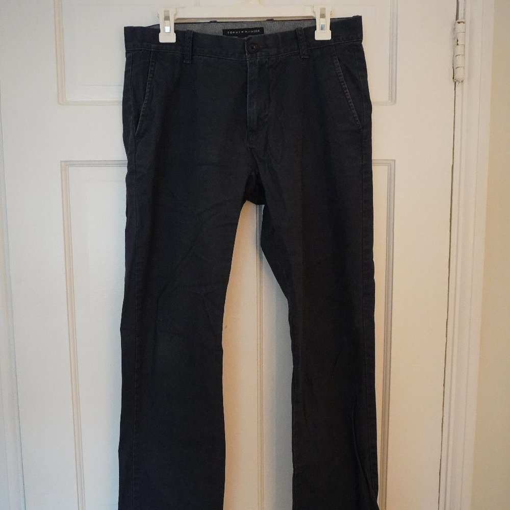 Tommy Hilfiger Navy Blue Chinos, size 30x32
